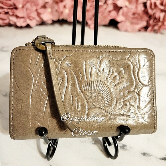 HOBO Embossed Tan Leather Small Wallet with Wanderlust Lining - Picture 5 of 7